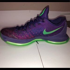 KD 8 « suit » Sz 10